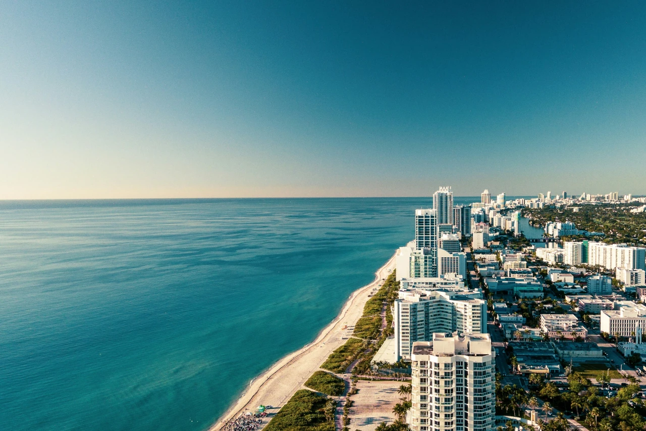 Ein Strandabschnitt in Miami, Florida