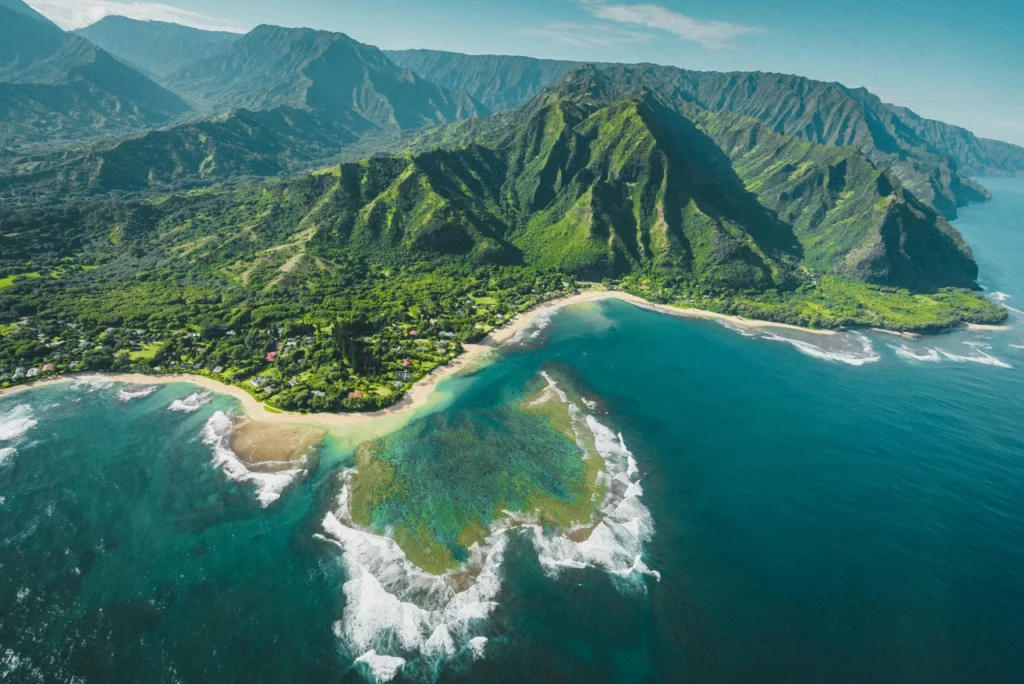 Eine Küstenlandschaft auf Hawaii