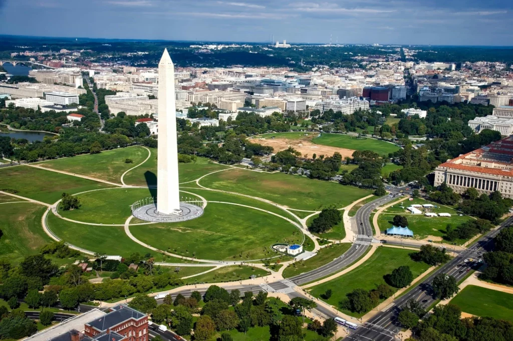 Die National Mall in Washington DC mit dem Washington Monument