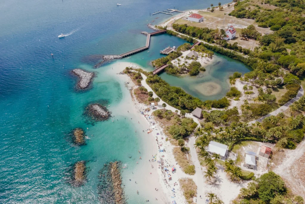 Eine Strandszene in Peanut Island Florida